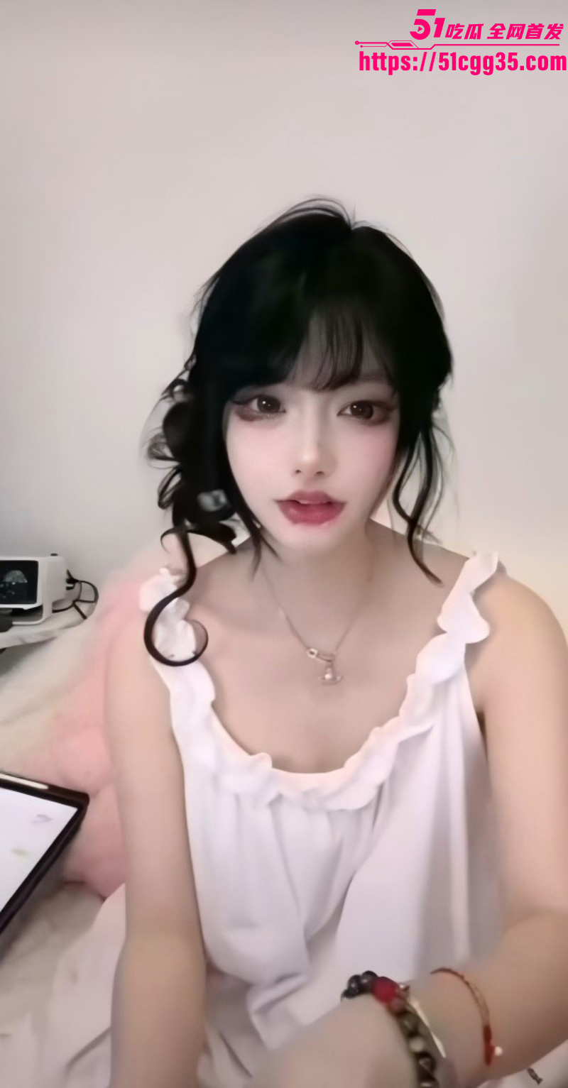 抖音网红闪现露点合集 多位美女为博流量极限擦边 春光乍现极具视觉冲击！
