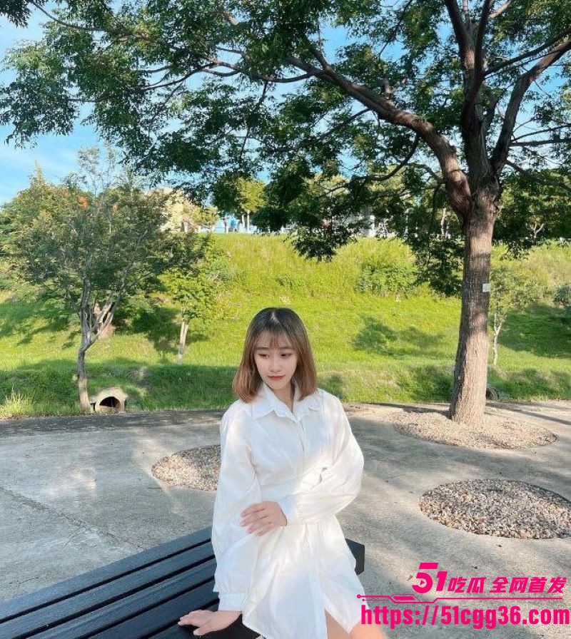 极品高颜值大奶美女裸照自慰视频外流 聊天软件售卖私密内容 露脸揉奶扣穴淫水泛滥！