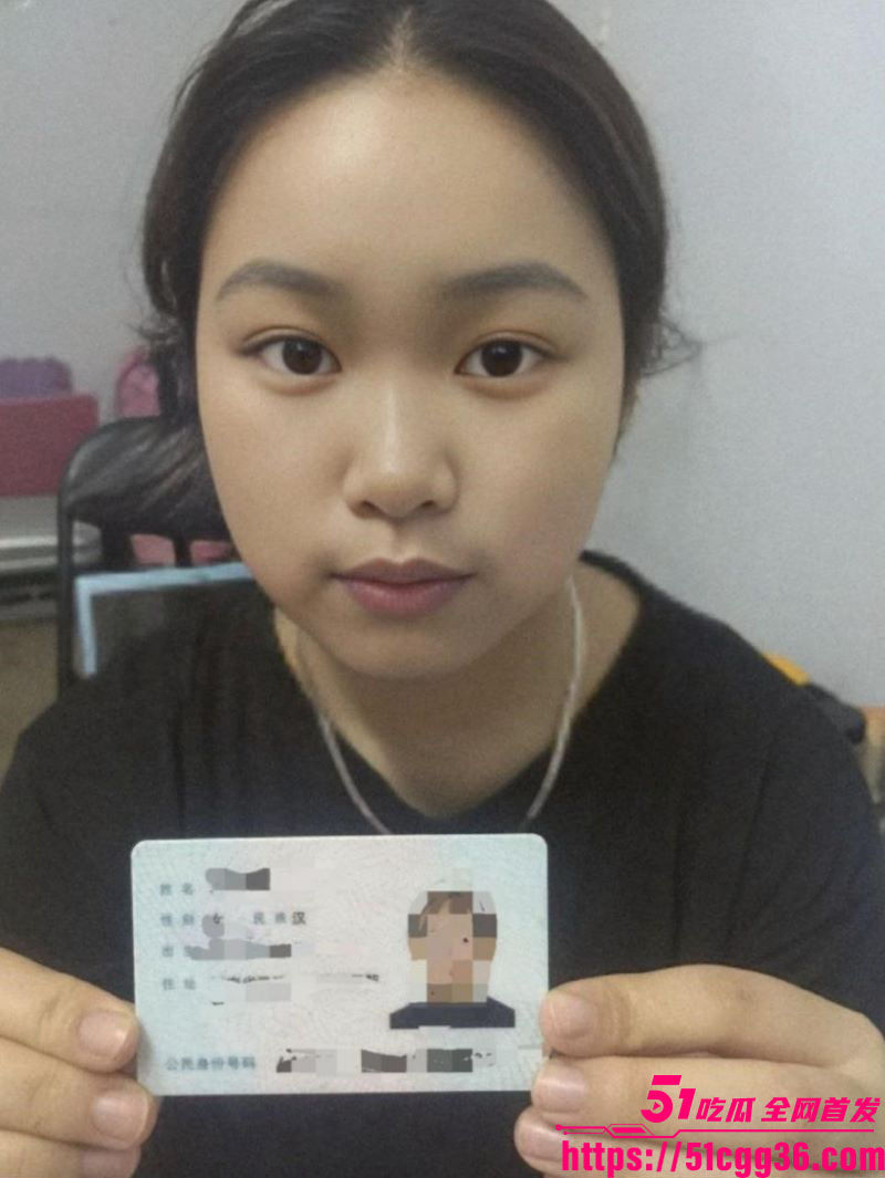 河南大胸乖乖女 汪红霞 为钱脱光 巨乳挺立极品身材挑逗 双手托胸揉捏手指猛插自慰 彻底放飞！