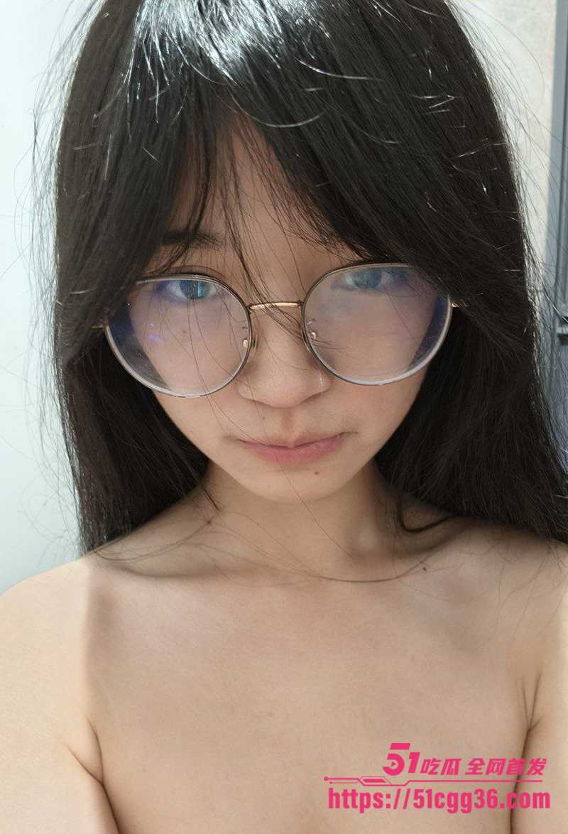 浙江丽水学生妹童青青被调教视频流出4拷贝