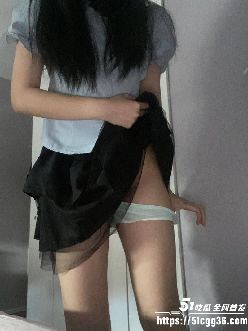 上海学生妹章楠鑫上门约炮视频05