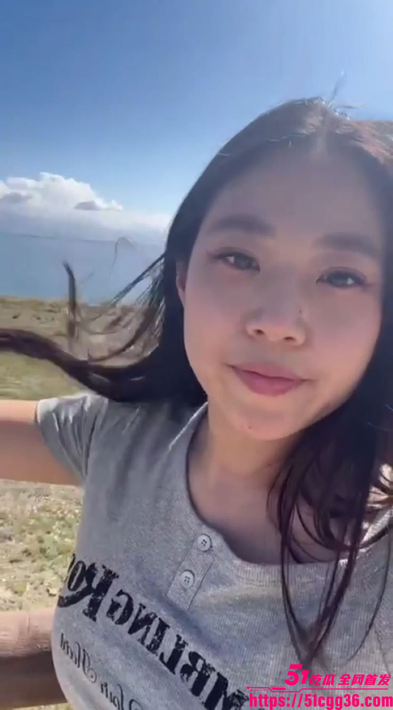 上海师范大学眼镜小姐姐云盘泄密 2