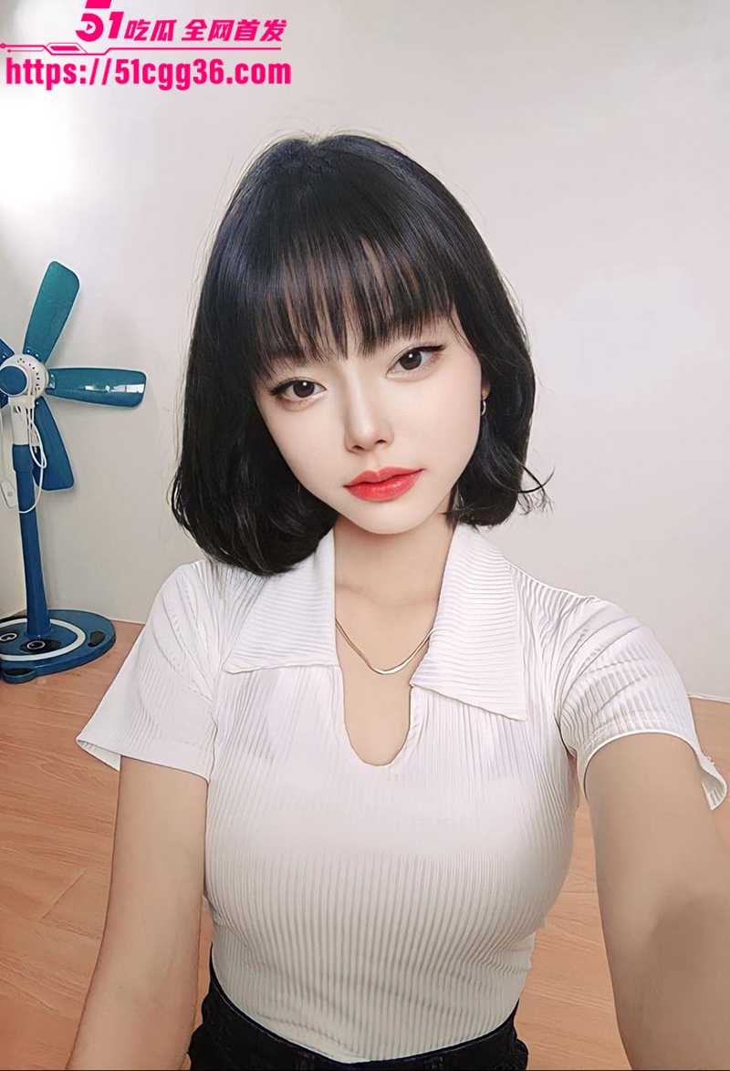 菲律宾清纯少女 不雅视频 甜欲超美露出自拍 高劈双腿揉逼自慰 被无套爆操 怼拍肉棒抽插小穴！