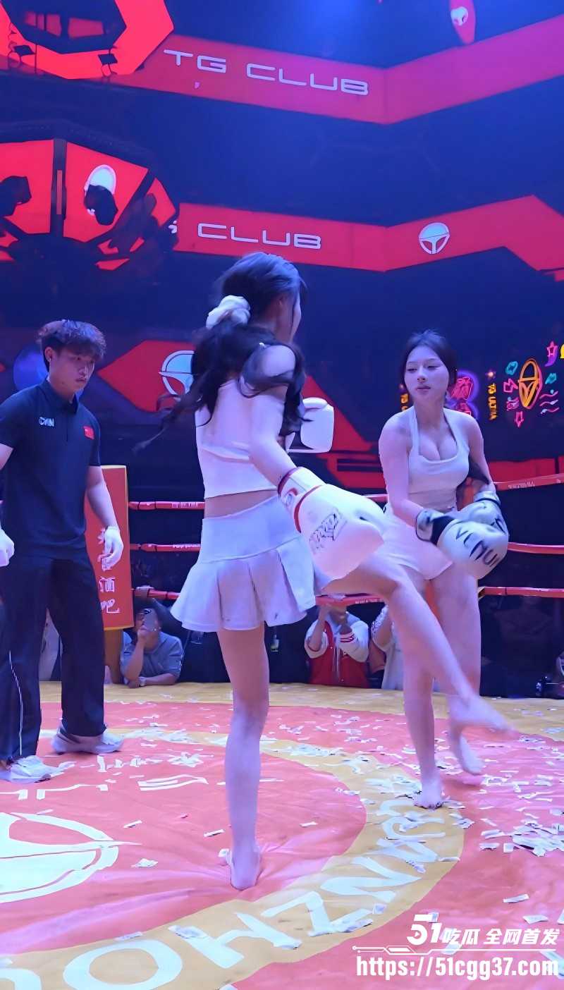福建泉州天宫酒吧女子萌萌拳争霸赛05