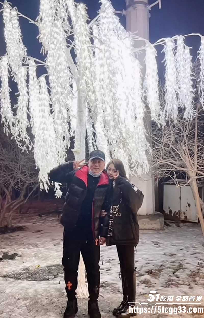宋晓峰女儿宋之馨被曝三亚点男模04