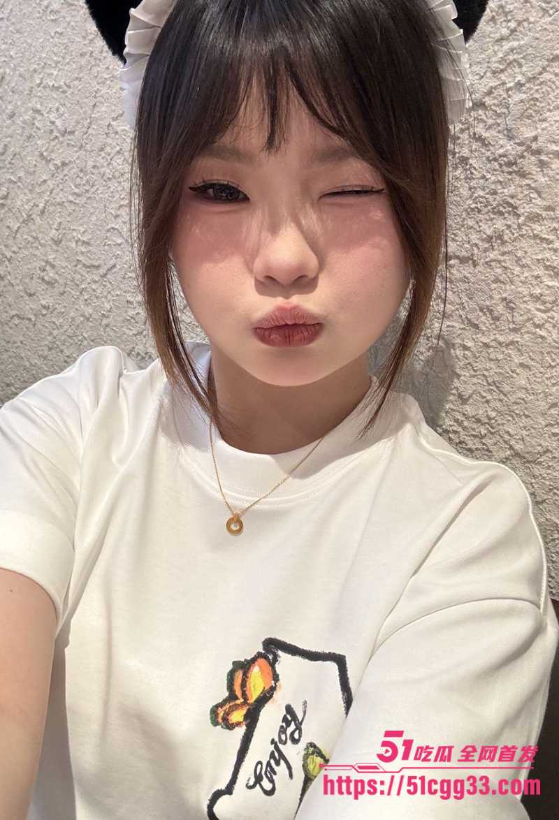 河南周口李慕灵被金主包养调教视频流出4拷贝