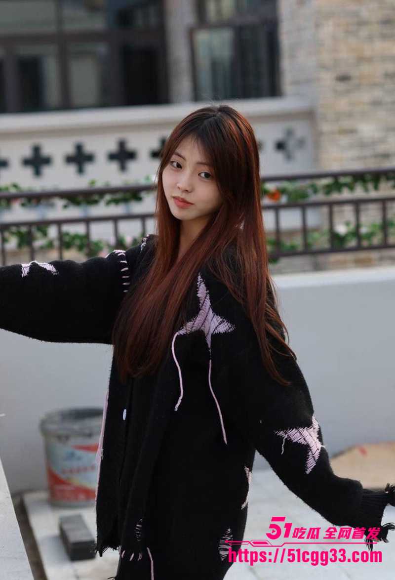 山西太原苗条嫩妹 刘紫怡 情侣私拍泄密！出租屋里疯狂啪啪交欢 翘臀高蹶被无套猛干 全程露脸表情骚绝！