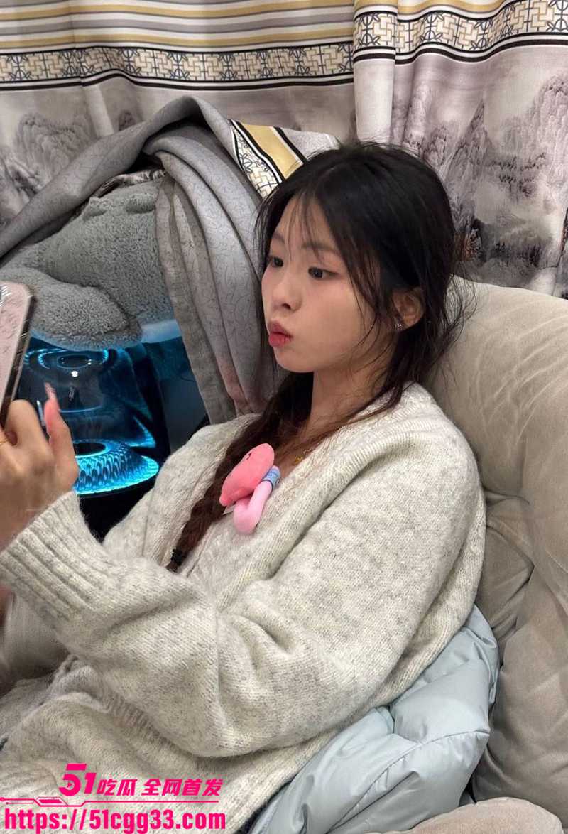 山西太原嫩妹刘紫怡和男友日常性爱第二弹流出2拷贝