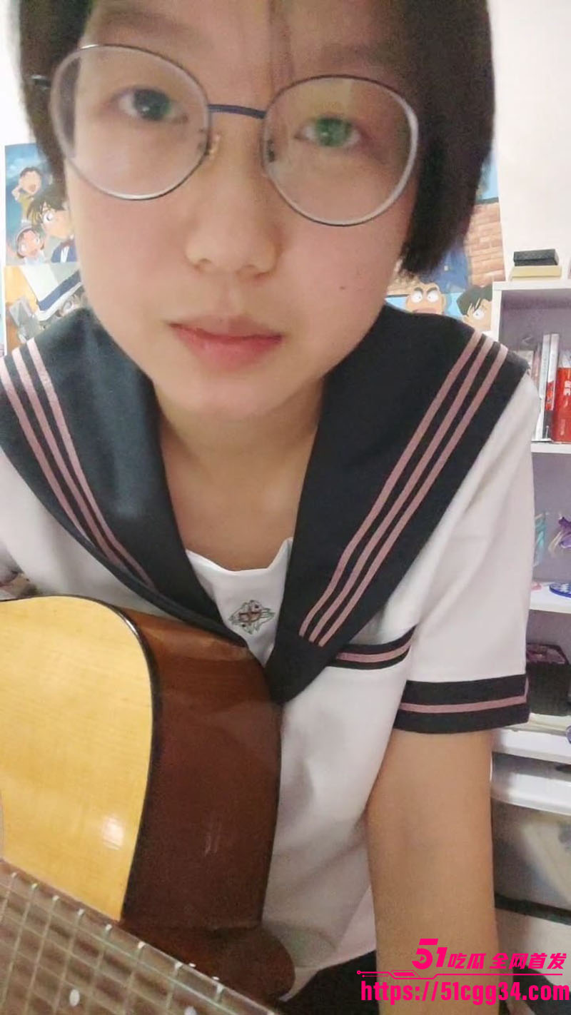 爆乳小妹 小童叹气 自慰实录！圆润大奶笔挺诱人 白嫩长腿蜂腰削背 一线天饱满粉逼道具猛插 淫水泛滥不止！