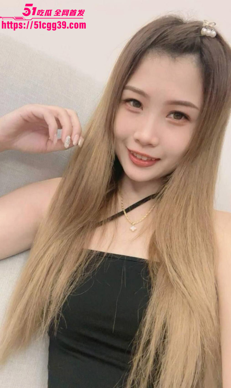 台湾槟榔西施 郑依静 第二弹 被炮友外流视频后跑去刺青 为生活出卖身体偷情姐夫 极品身材骚浪到没边！