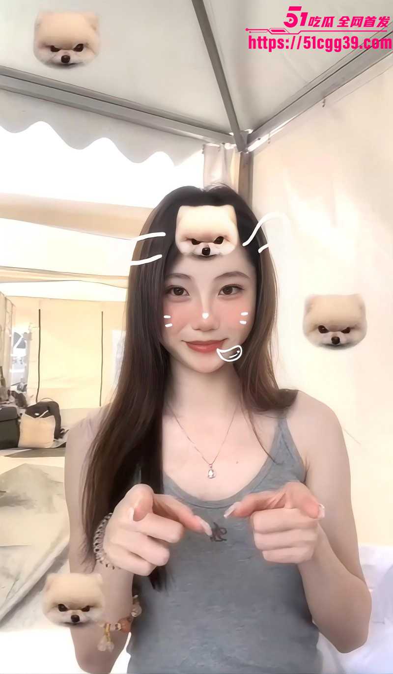 高颜值御姐被土豪曝光自慰视频03