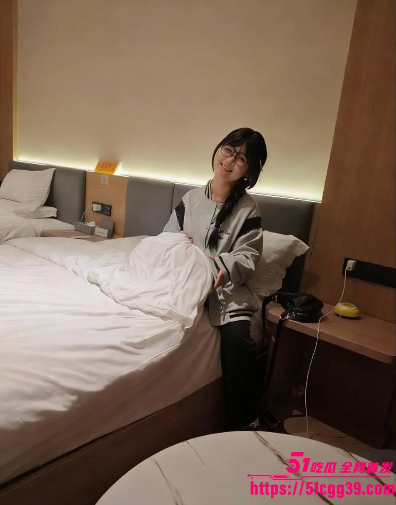 福建宁德清纯少女王海婷约炮视频流出 3