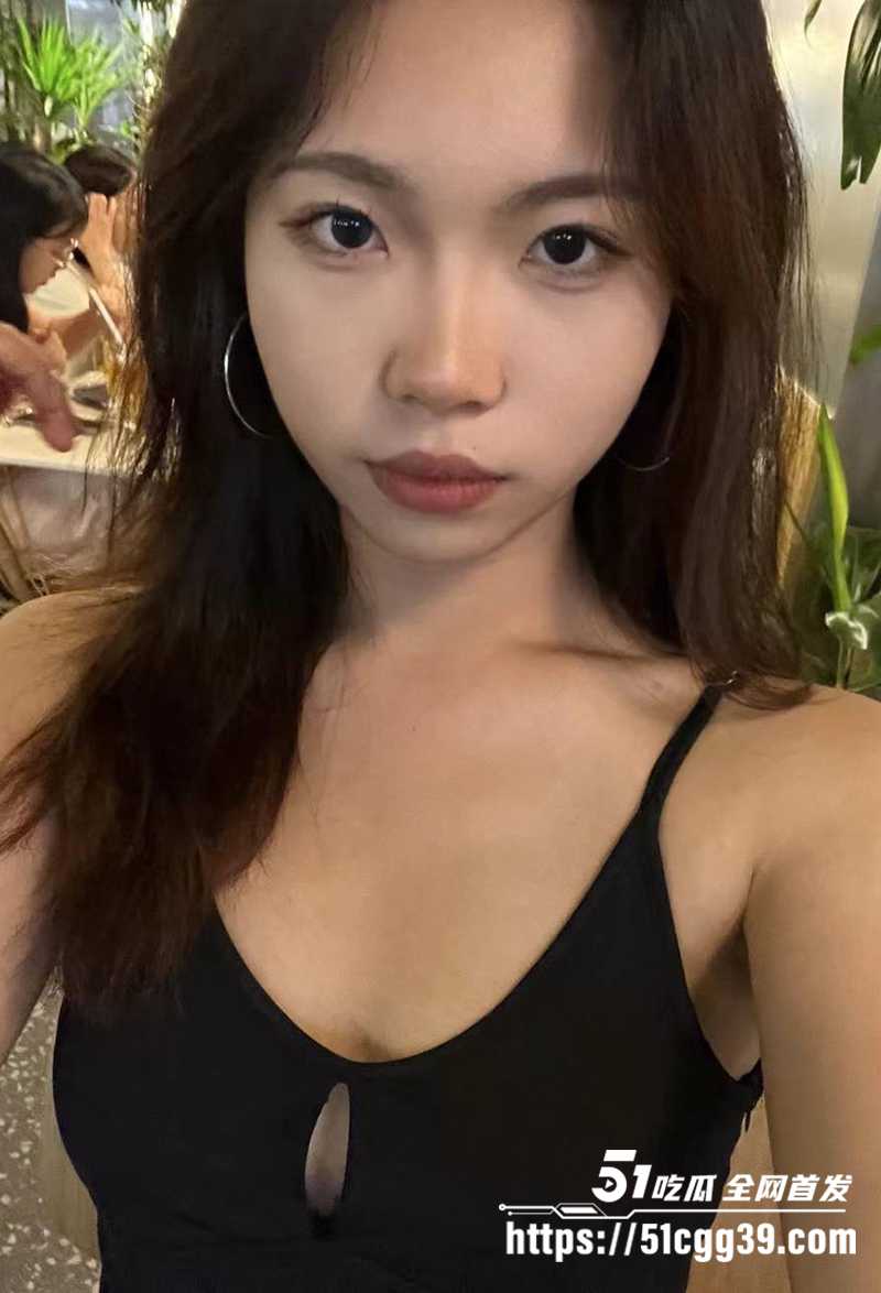 南京性感美女徐诗洁被调教视频曝光 6 拷贝