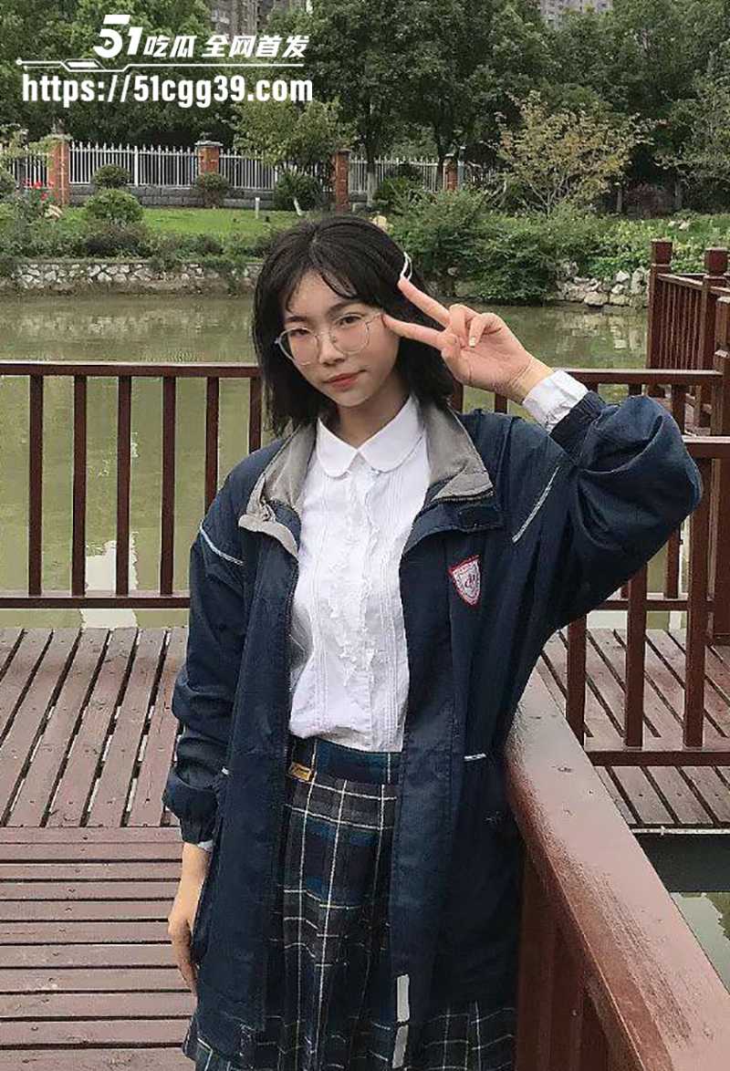 南京性感美女徐诗洁被调教视频曝光 8 拷贝