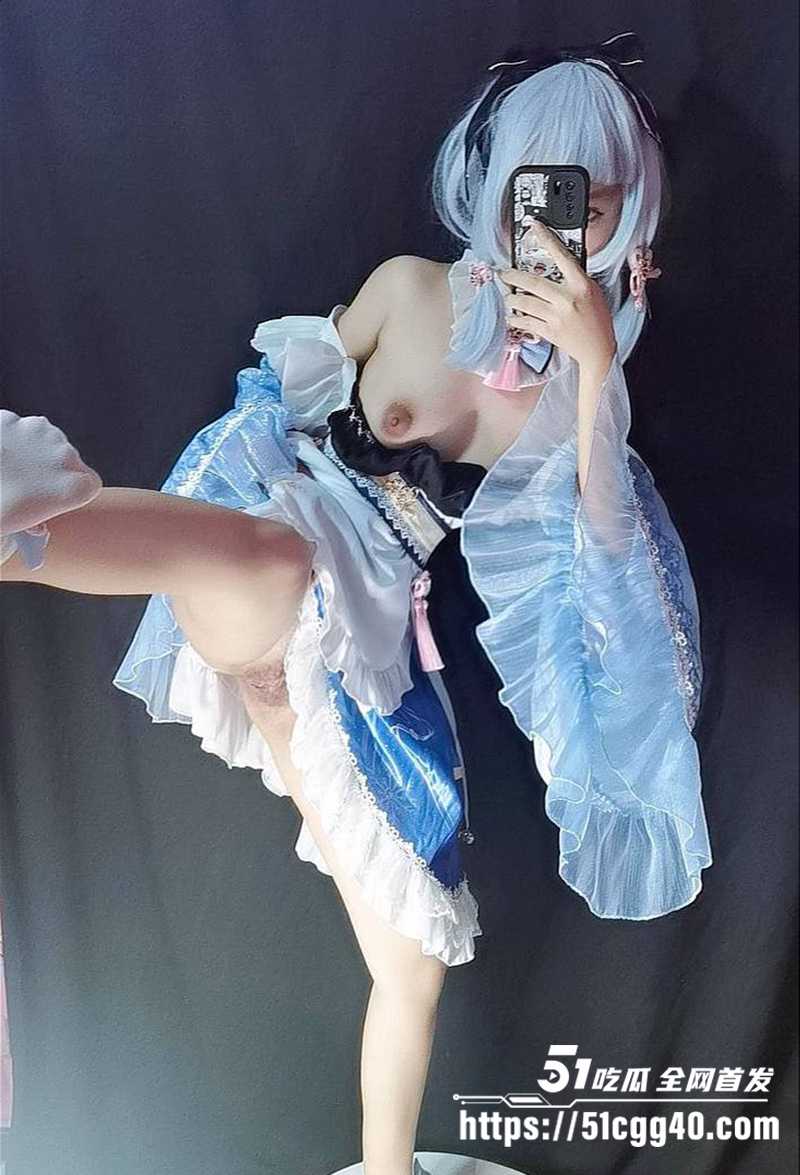 白嫩双马尾少萝 沐沐酱 COS神里绫华 褪装露乳掀裙现穴 揉奶玩足浪叫挑逗 极致情色直击灵魂！