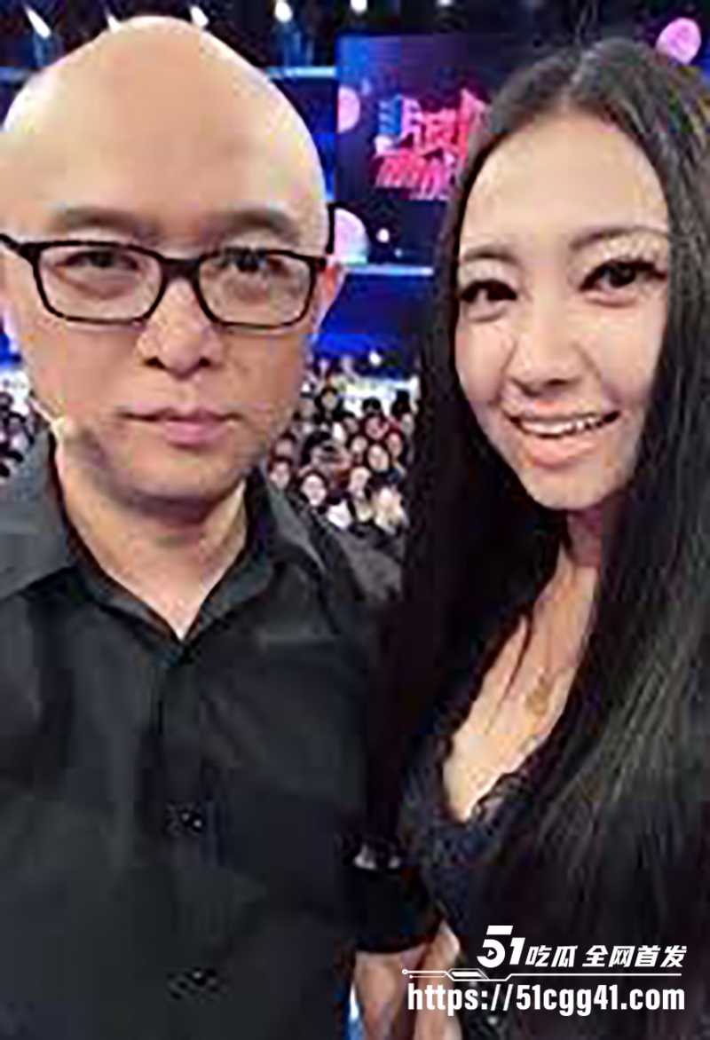 《非诚勿扰》美女嘉宾松果儿裸聊被曝2拷贝