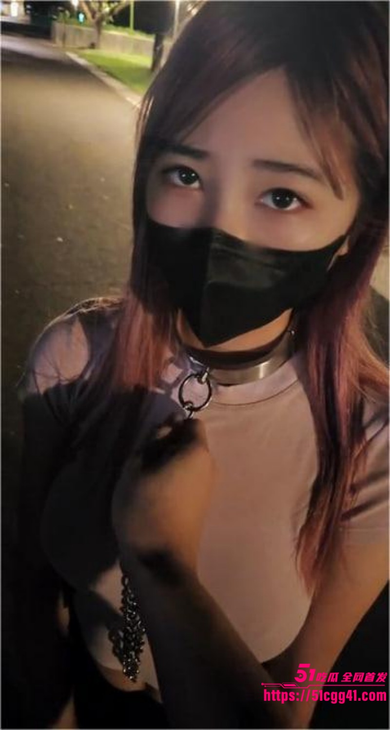 湾湾甜美女神 小小Q 户外露出自拍  5