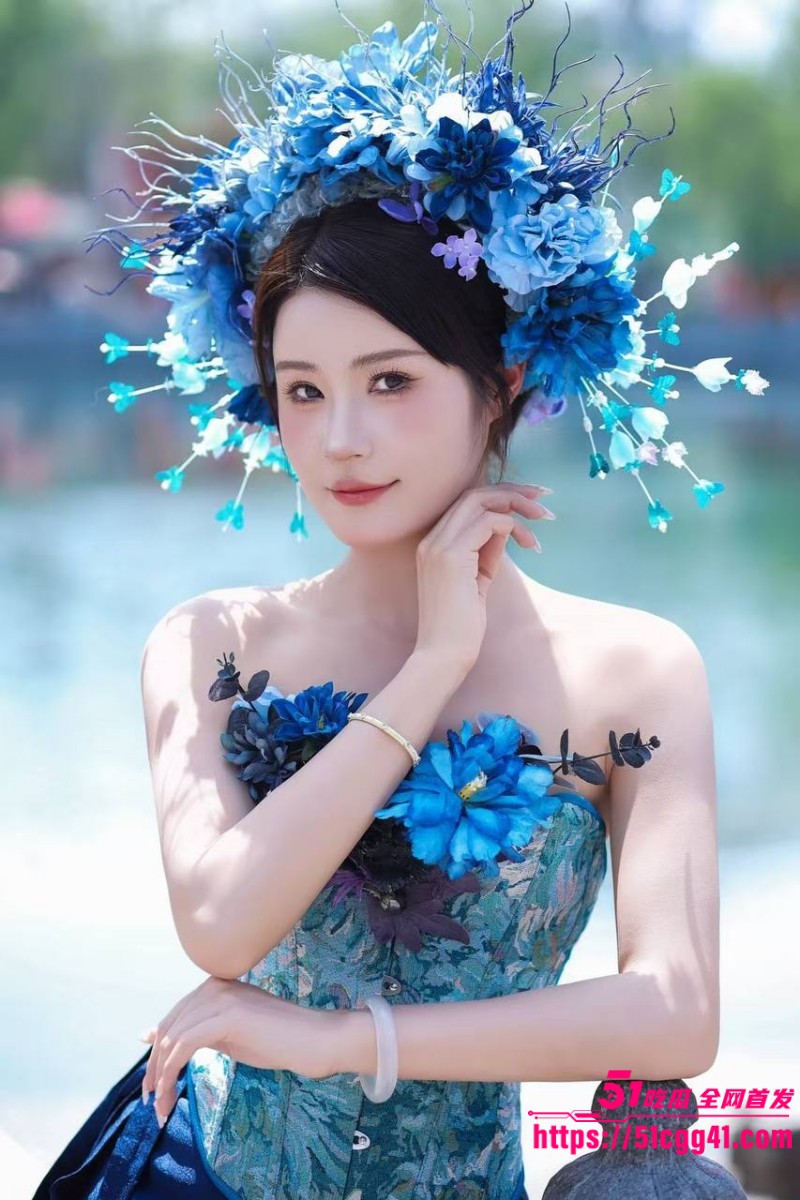 山东济宁嘉祥县 宋真真 线上售卖丝袜 线下出卖酮体 口交后入各种蹂躏高潮浪叫不停！