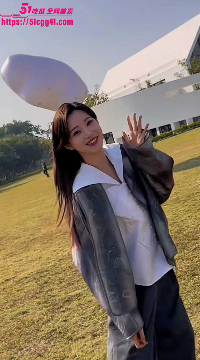 春晚女主持人马凡舒AI脱衣视频04