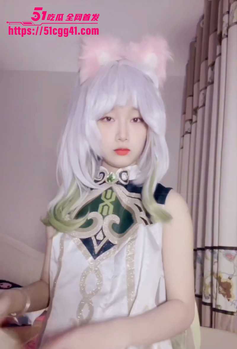 推特超嫩福利姬胡椒子cos自慰写真流出3拷贝