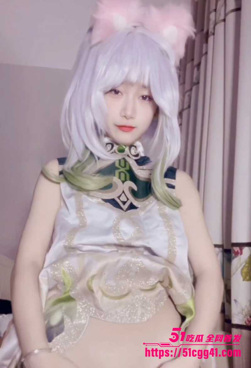推特超嫩福利姬胡椒子cos自慰写真流出4拷贝