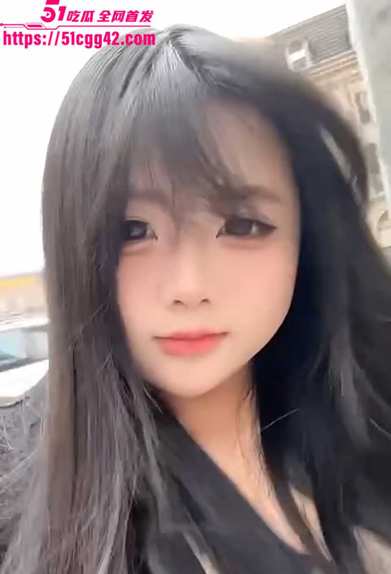 南充爆奶甜妹 王小月 天选网黄圣体首秀炸网 全裸玩穴阿黑颜骚绝 被主人无套开发爆操！