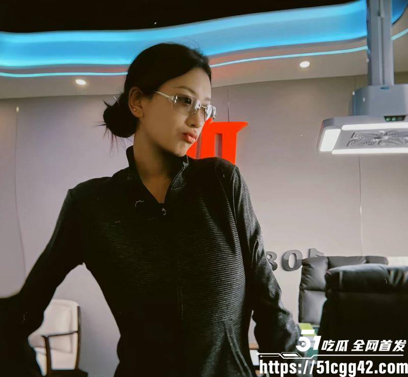 藏族抖音网红扎西巴姆塌房 3