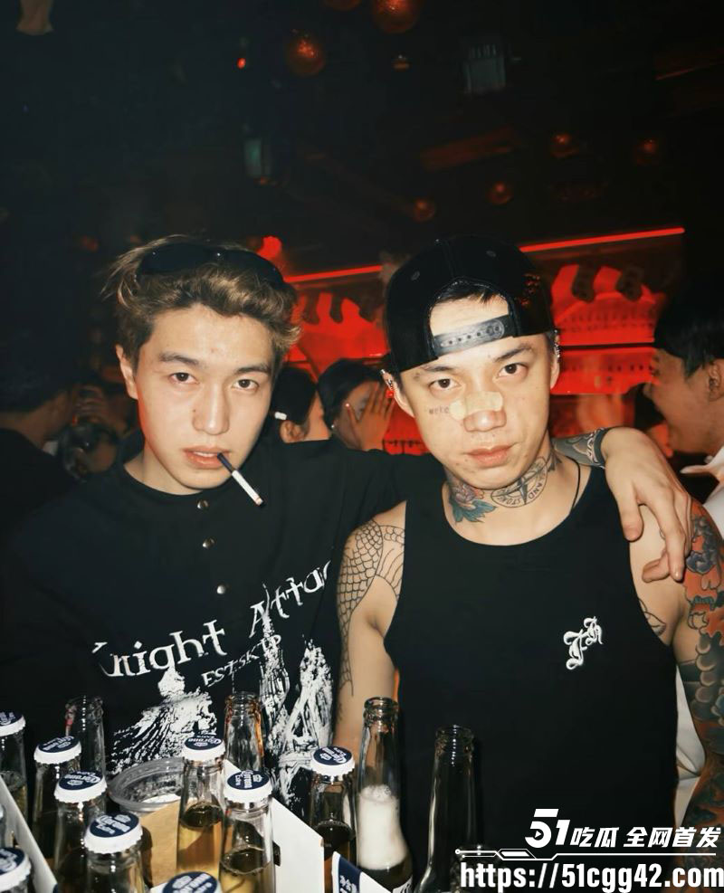 藏族抖音网红扎西巴姆塌房 10