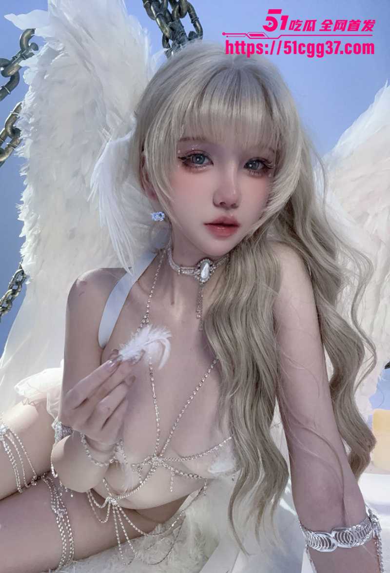 二次元顶级福利姬阿薰kaOri最新写真拍摄cos热情天使视频流程7拷贝