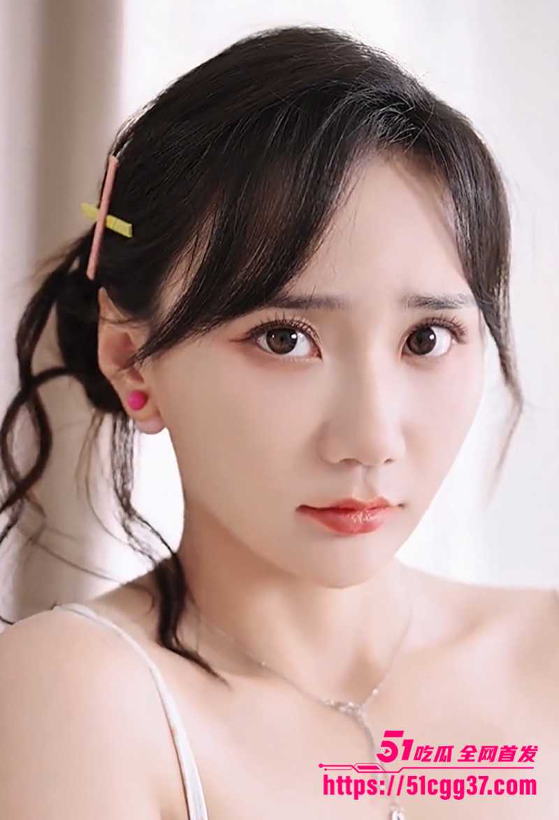 国产网剧女人的香味流出 3 拷贝