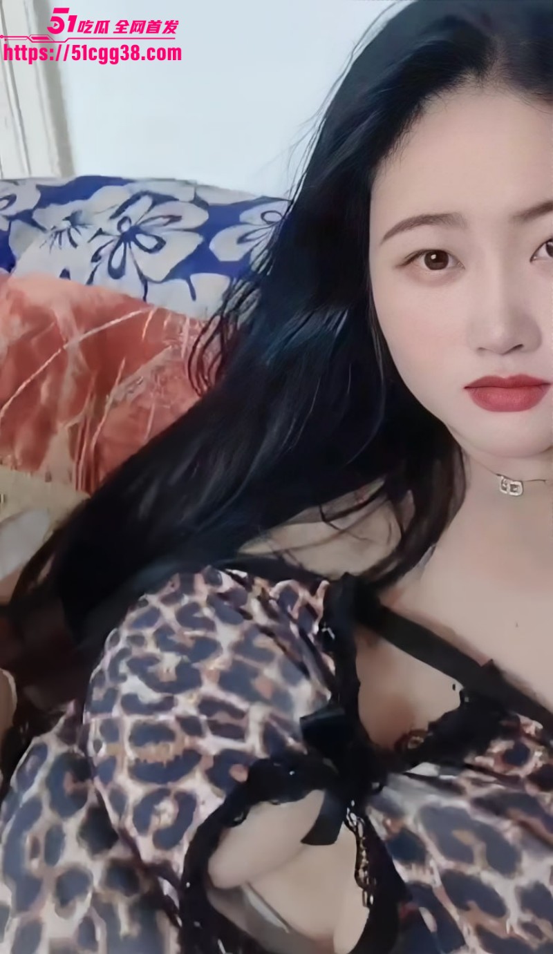 巨乳淫妻 娍 新作流出  2