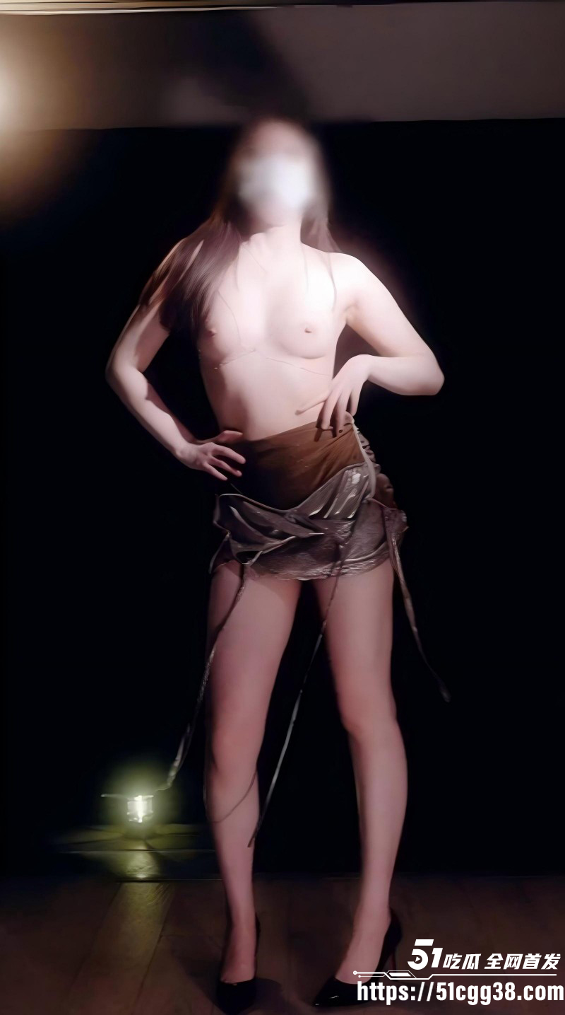 推特裸舞女神咚小姐福利合集04