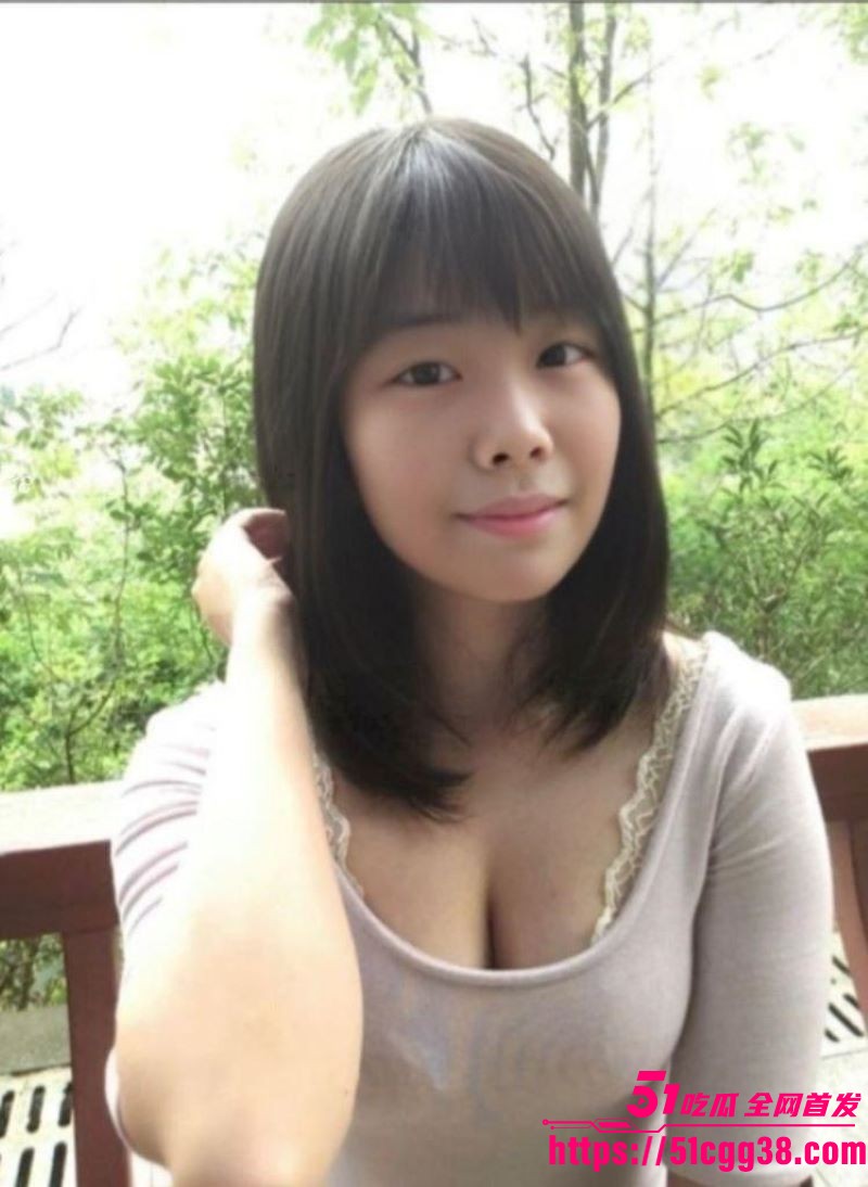 河南极品小妹周萍被金主当狗调教 2