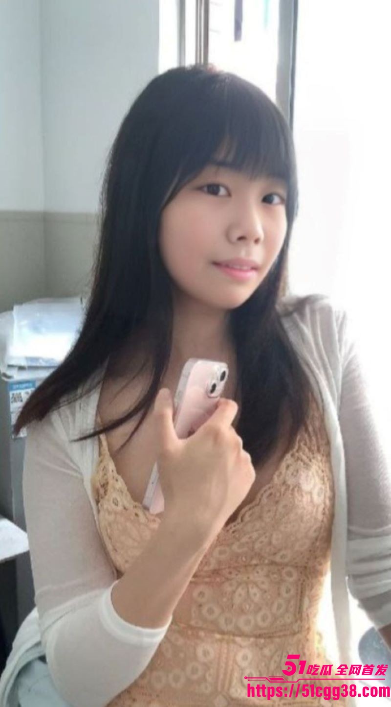 河南极品小妹周萍被金主当狗调教 4
