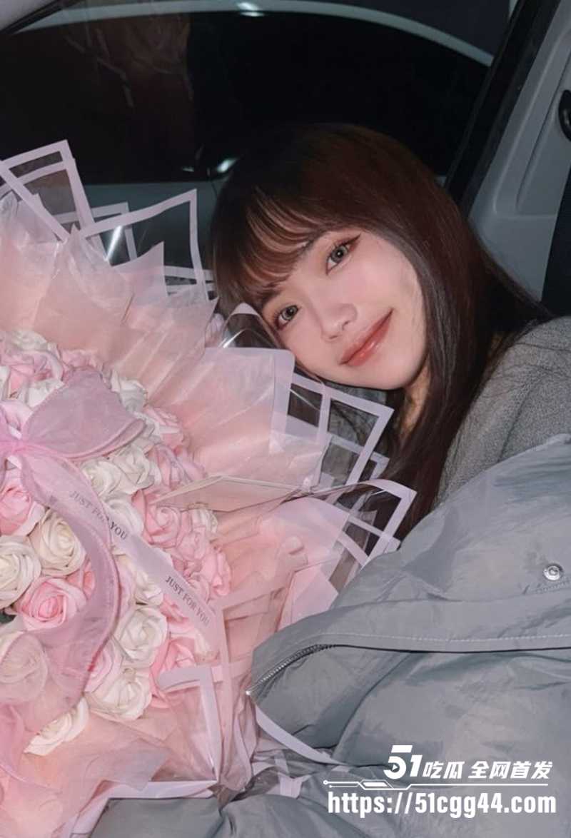 极品高颜值巨乳睫毛美甲师潘潘性爱视频曝光6拷贝