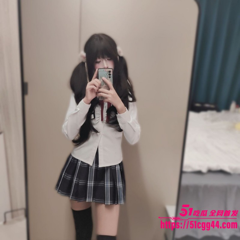 四川03年母狗 胡洁 线上调教私拍 2