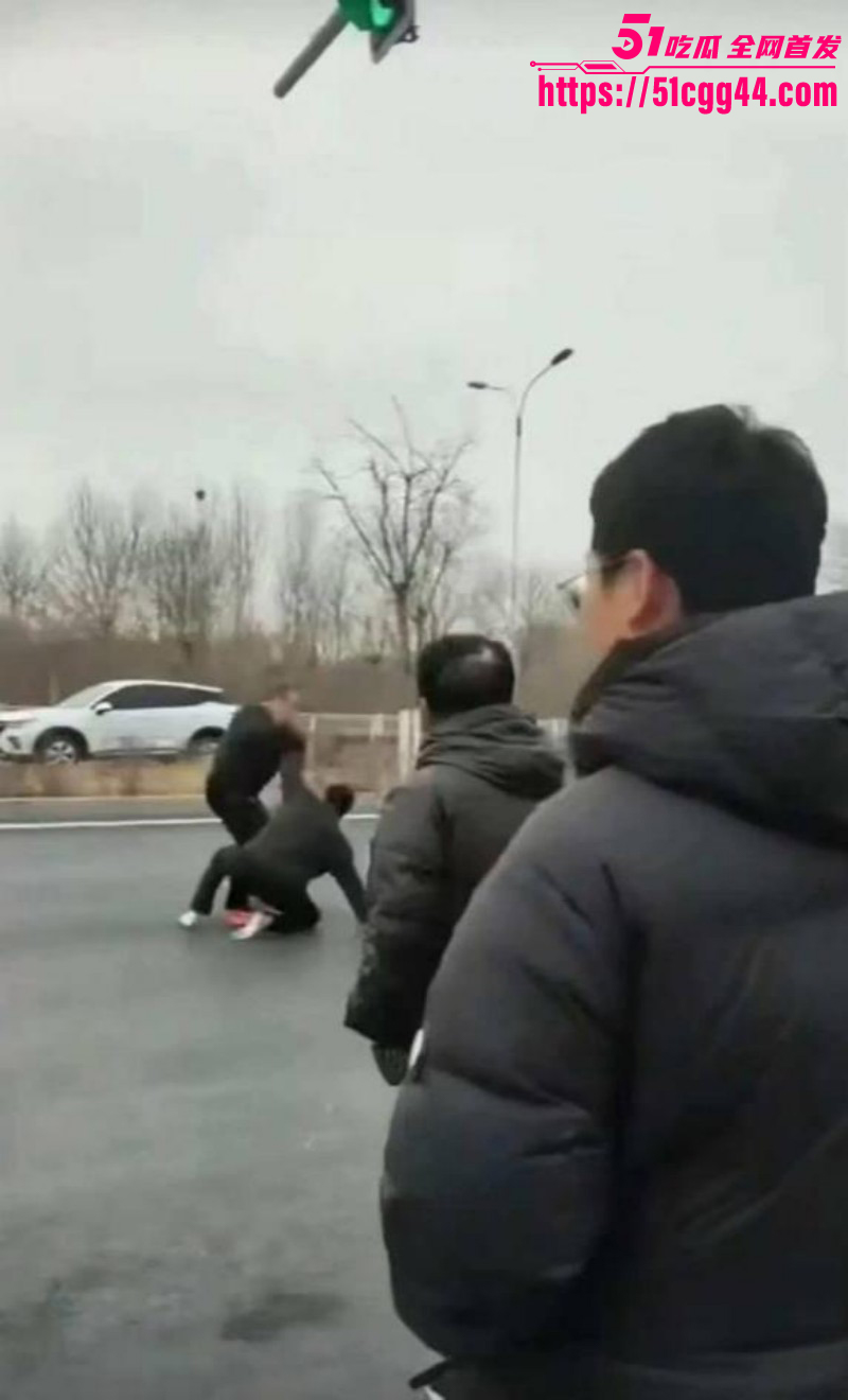 秦皇岛阿那亚斧头砍人事件06