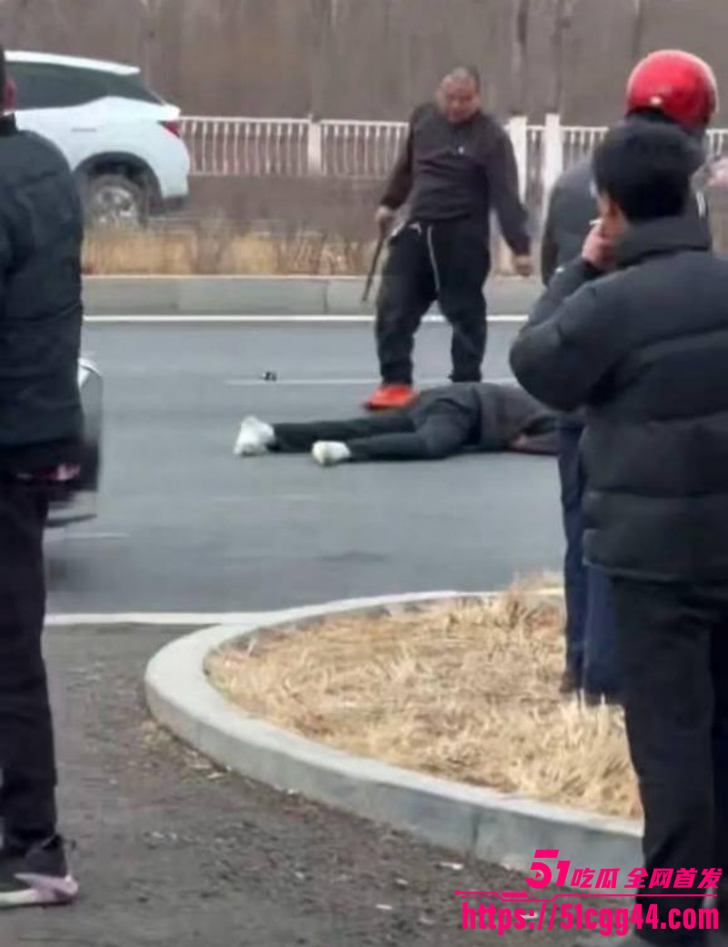 秦皇岛阿那亚斧头砍人事件010