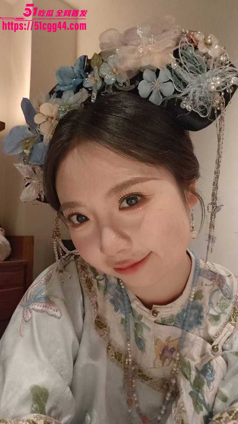 江苏南京淫荡人妻 约炮视频泄漏 待业在家饥渴爆棚 人骚奶大口交吞根 骚穴被无套填满爆操