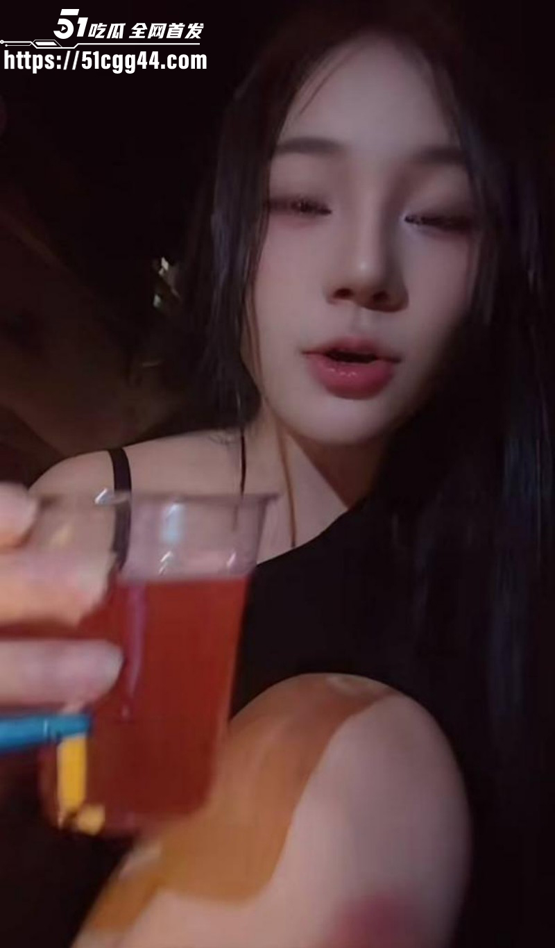 抖音网红花花呀直播录屏流出 79