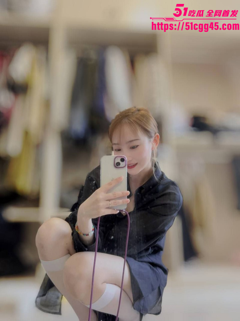 女友打牌惩罚陪睡被男友曝光04