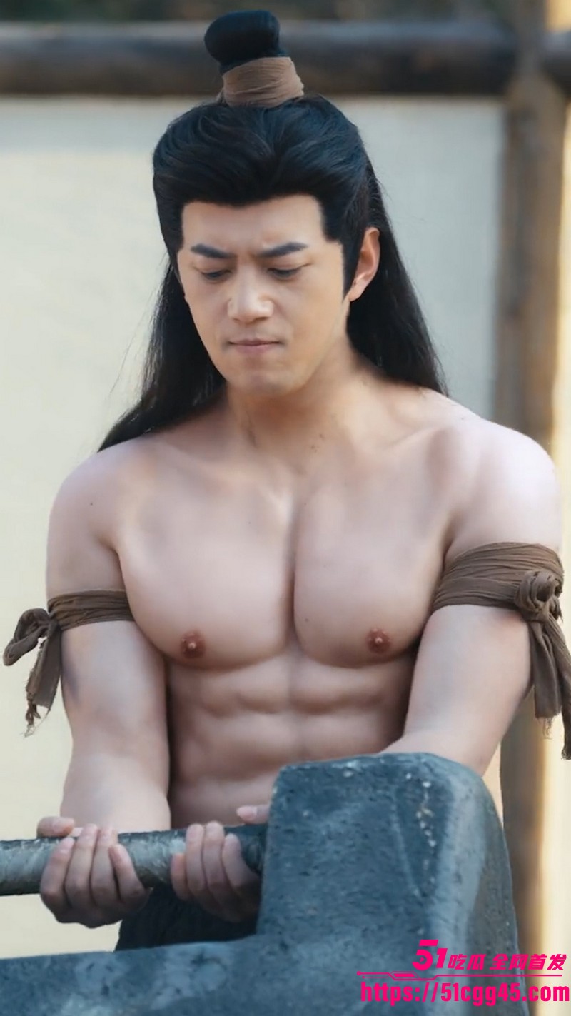 擦边短剧《穿越成乱世兵户从领媳妇开始》现代外卖仔收服各色娘子 逆袭封镇国大将军 众美环绕享齐人之福！
