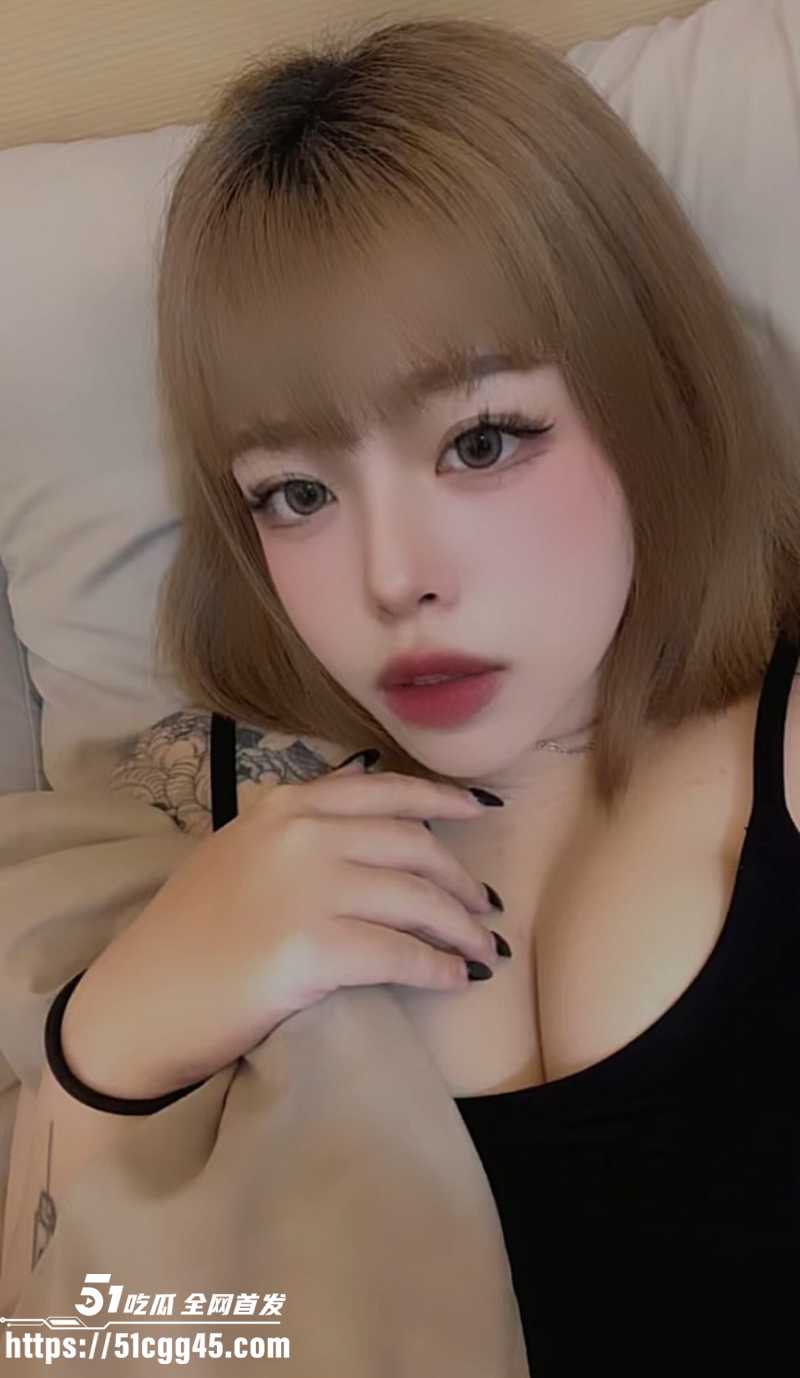 网红纹身妹 小七七 私拍视频泄密 2