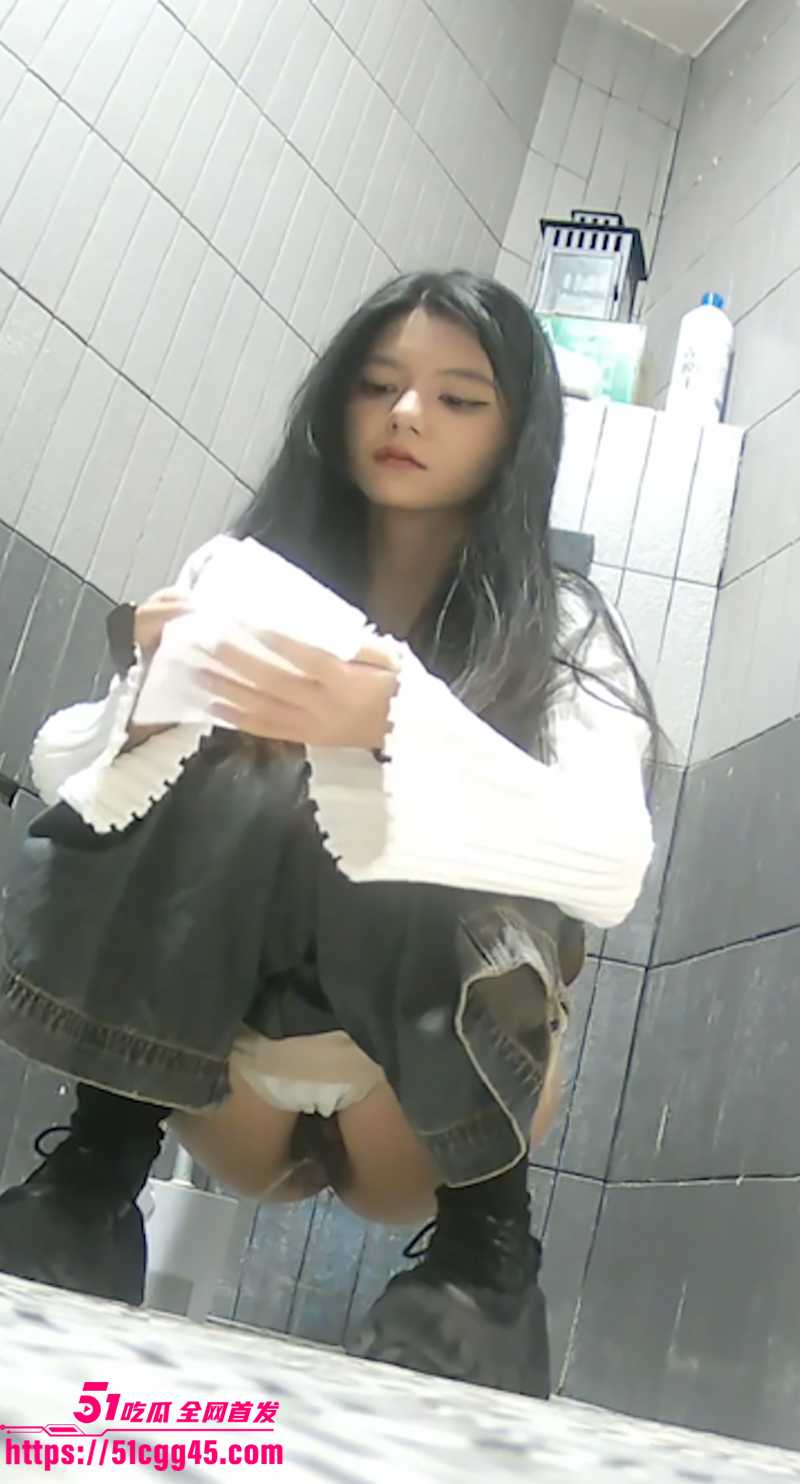 深圳写字楼 女厕全景偷拍 5