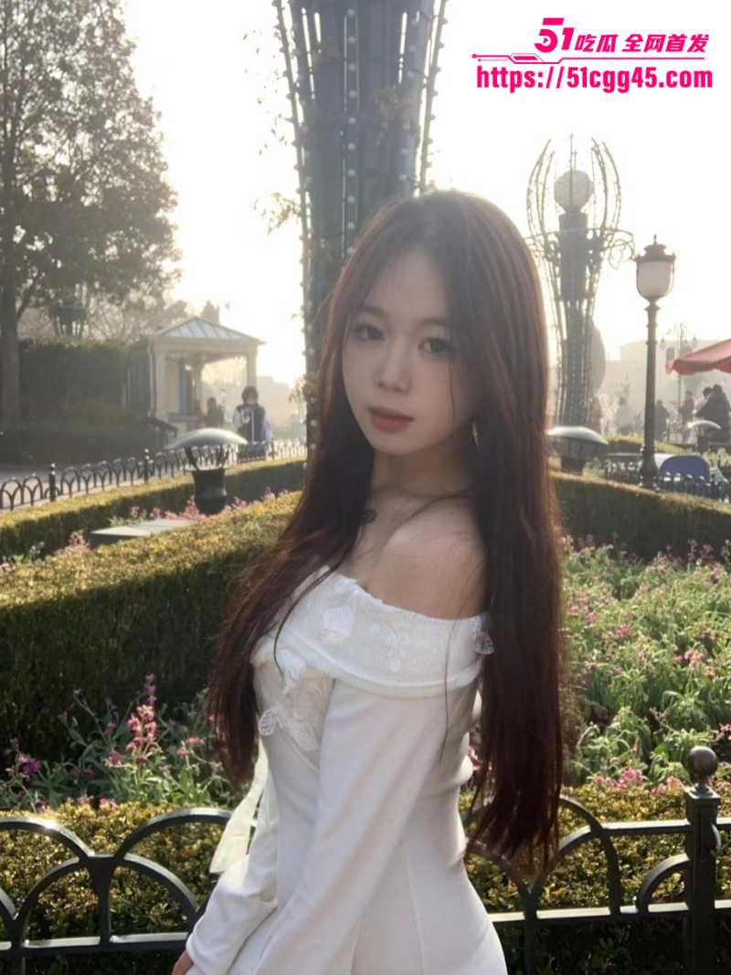 吉林松原反差少女 钱苑梦 不雅视频 拜金萝莉攀上富二代自驾伴游 露脸深情口交对镜后入 淫叫极其诱人！