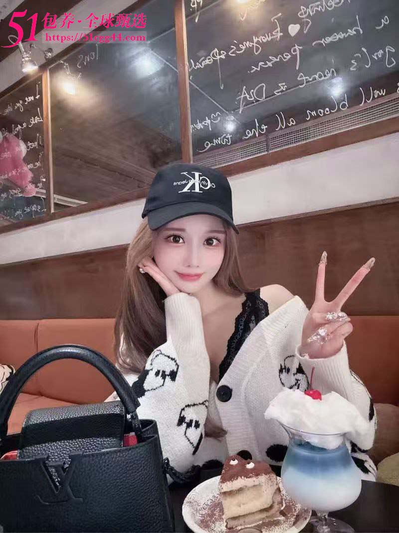 51包养 高端外围 | W1CD22802 成都极品颜值美妆博主 态度超级好 配合度高 质量保真 假一罚十