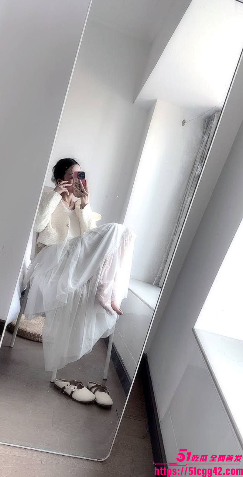 黑龙江鹤岗纹身小妹刘锦被男友狂干视频曝光 2