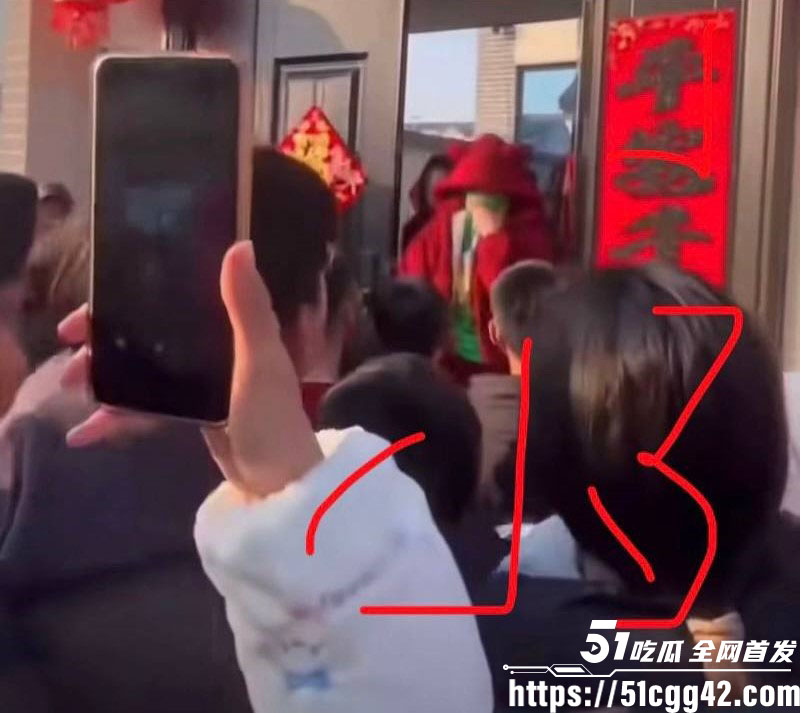 山东菏泽单县张集村原配怒堵家门 8