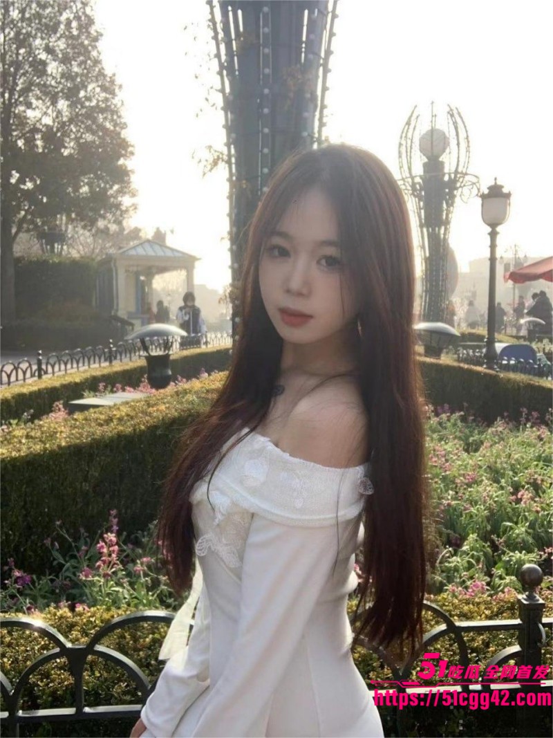 甜美系少女性爱自拍流出 与男友同居期间 各种姿势体验快感 饥渴欲望完美释放展露淫骚！