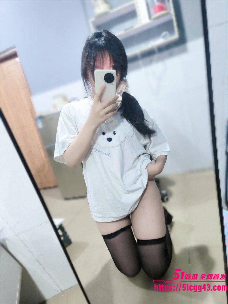 金主网调定制女大学生裸舞自慰 5